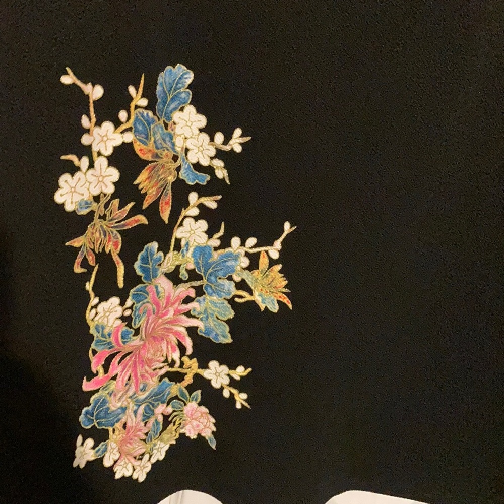 Japanese-style Florals Sheath Dress - Picture 3 of 4